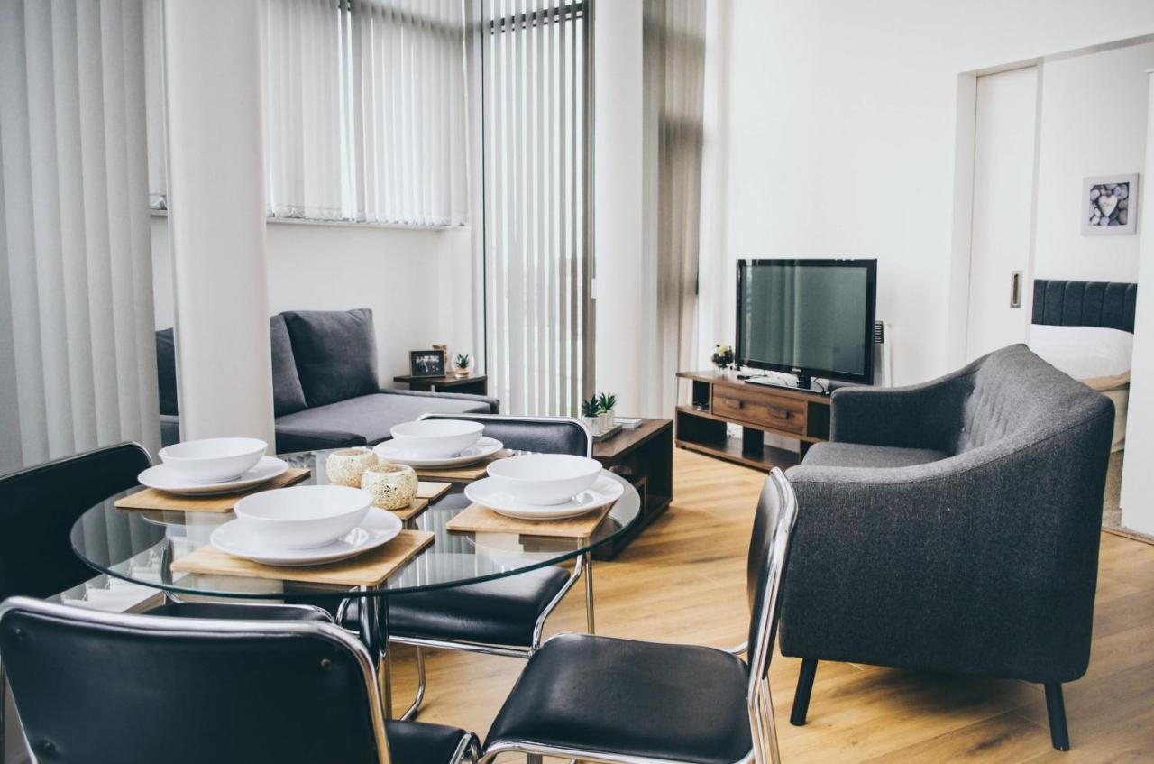 Penthouse In Liverpool City Centre - Free Parking - Balcony - By Happy Days Exterior foto