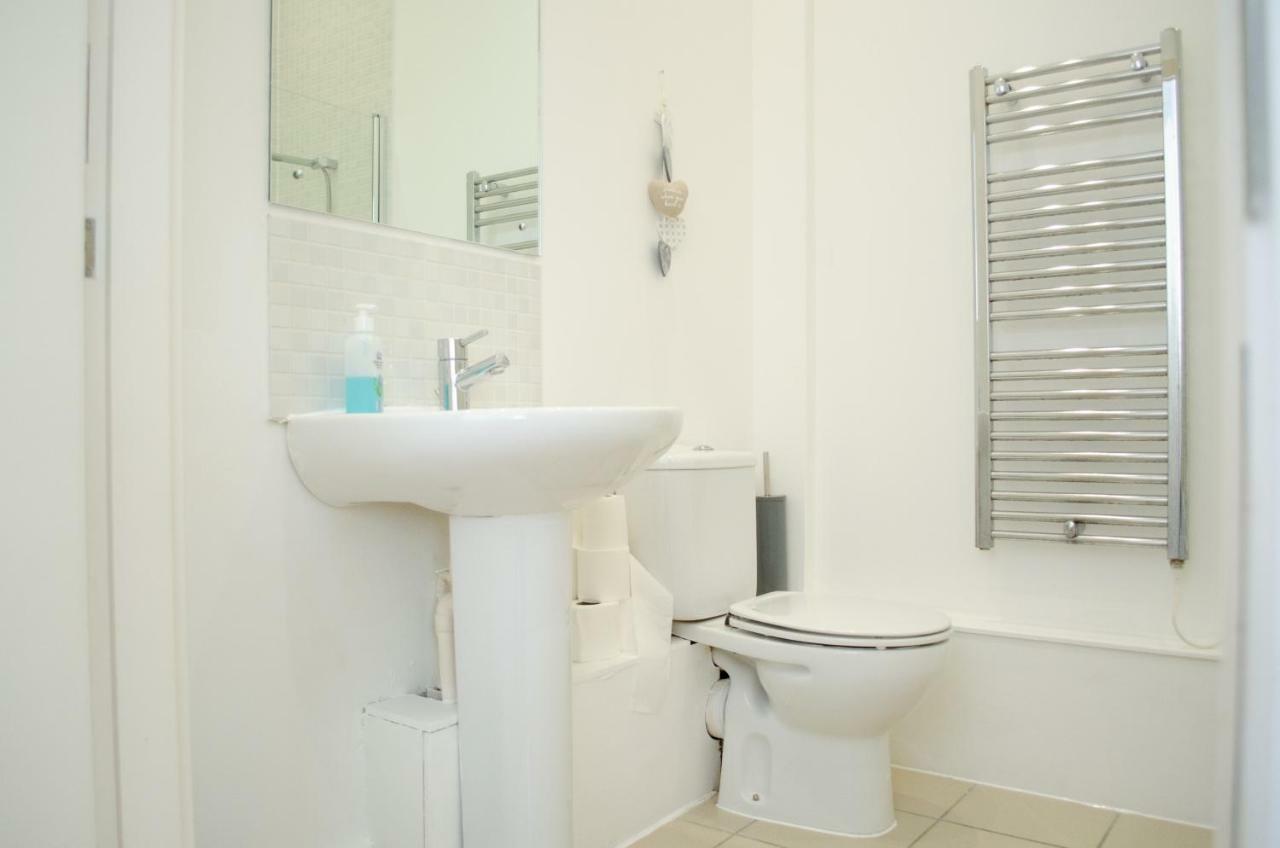 Penthouse In Liverpool City Centre - Free Parking - Balcony - By Happy Days Exterior foto